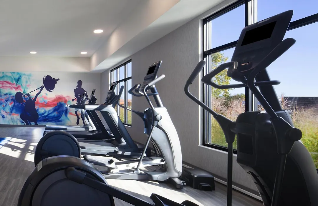 Hampton Inn & Suites Cleveland-Mentor-1